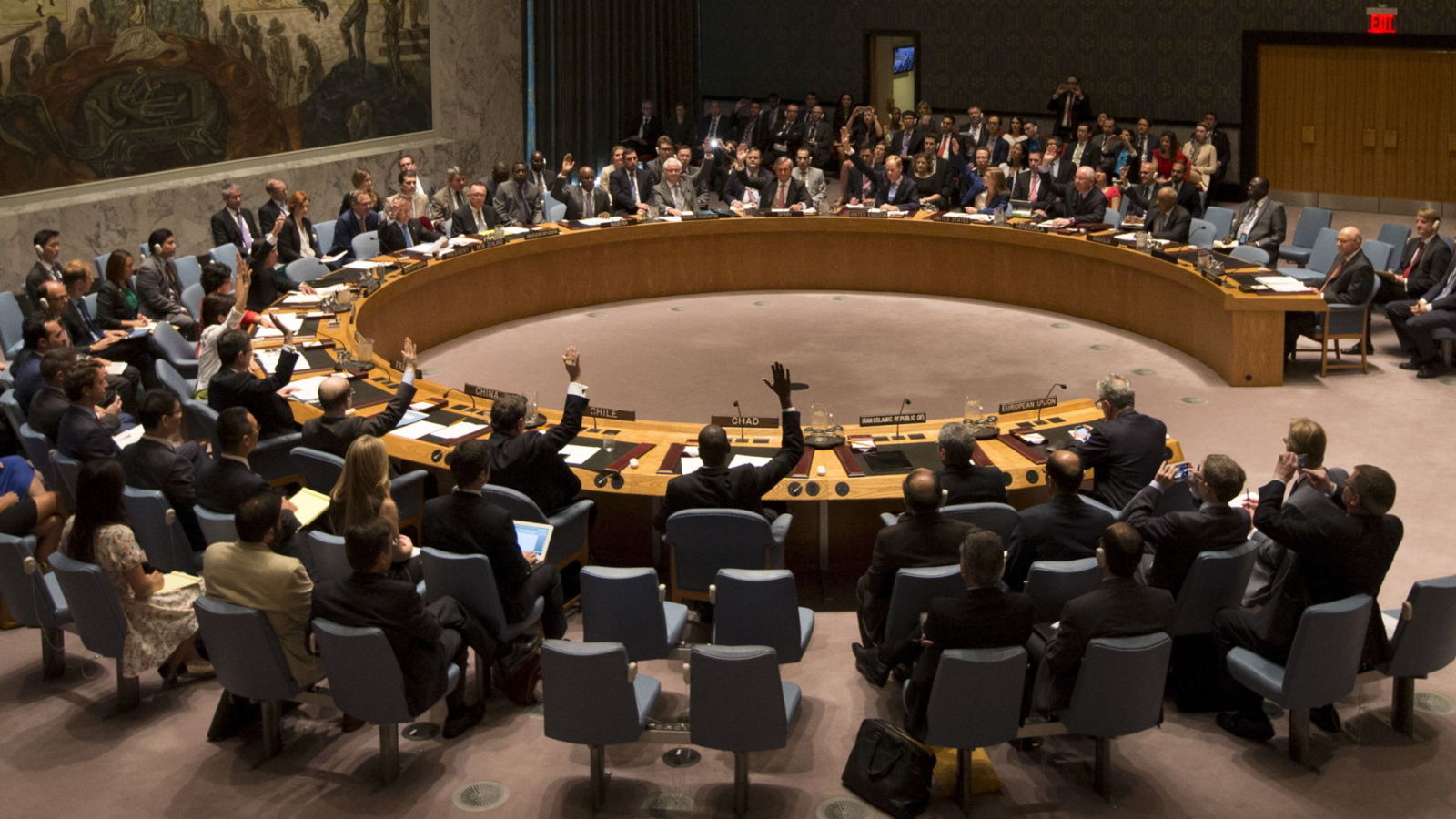  On peut demander au Conseil de sécurité des Nations Unies d'imposer d'autres sanctions 
