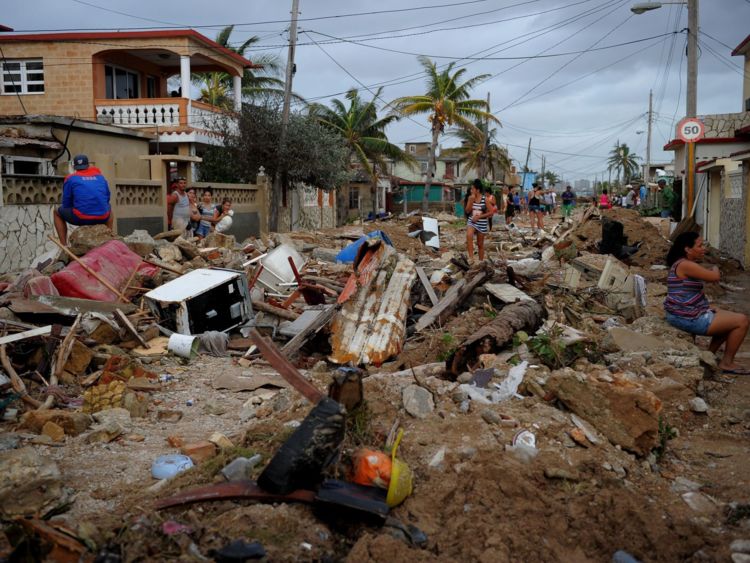  Un quartier à La Havane est laissé en ruines après les vents de 130mph d'Irma 