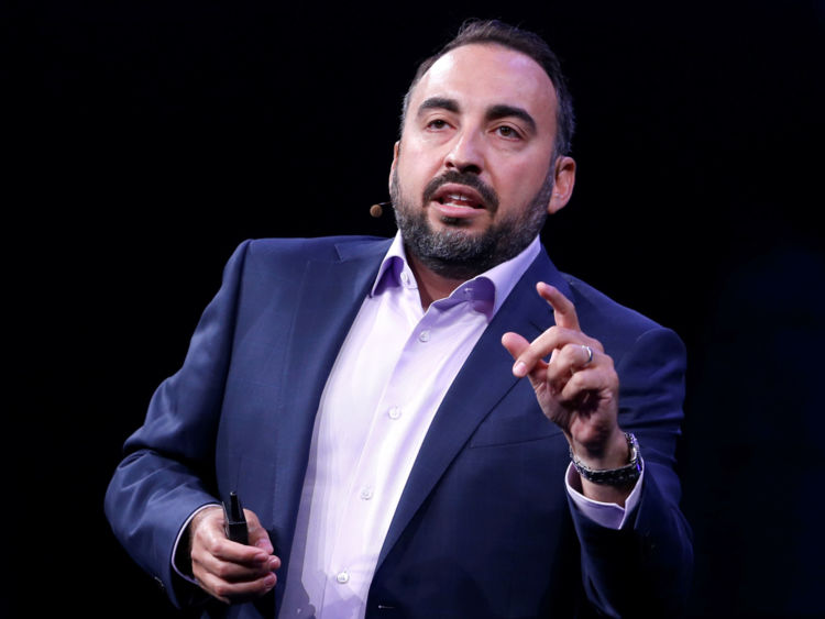  Le responsable de la sécurité de Facebook, Alex Stamos, prononce un discours lors de la conférence sur la sécurité des informations Black Hat à Las Vegas, au Nevada, aux États-Unis, le 26 juillet 2017 