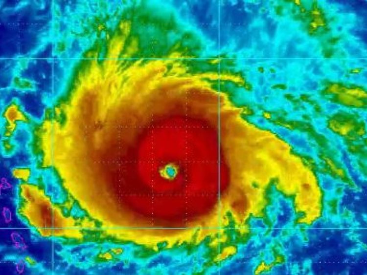  L'ouragan Irma s'approche des îles sous le Vent. Pic: @NHC_Atlantic 