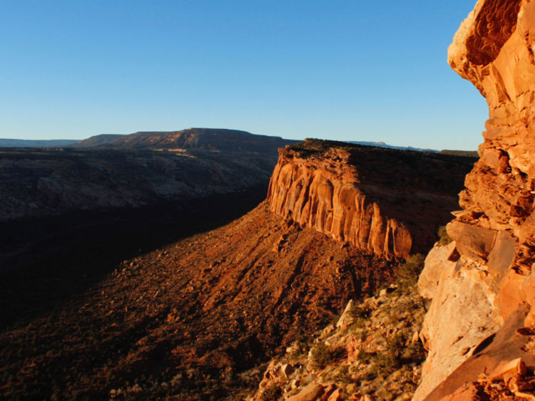  La vue de Comb Ridge est représentée dans la région de Bears Ears d'Utah de la région de Four Corners, Utah 