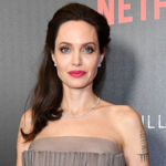 NEW YORK, NY - SEPTEMBER 14: Angelina Jolie attends the 'First They Killed My Father' New York premiere at DGA Theater on September 14, 2017 in New York City. (Photo by Dia Dipasupil/Getty Images)" class="sdc-article-image-grid__image"/><noscript><br />
                            <img decoding=