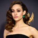 LOS ANGELES, CA - SEPTEMBER 17: Actor Emmy Rossum attends the 69th Annual Primetime Emmy Awards at Microsoft Theater on September 17, 2017 in Los Angeles, California. (Photo by Frazer Harrison/Getty Images)" class="sdc-article-image-grid__image"/><noscript><br />
                            <img decoding=