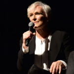 NEW YORK, NY - OCTOBER 06: Glenn Close speaks on stage during The 2017 New Yorker Festival at Gramercy Theatre on October 6, 2017 in New York City. (Photo by Andrew Toth/Getty Images for The New Yorker)" class="sdc-article-image-grid__image"/><noscript><br />
                            <img decoding=