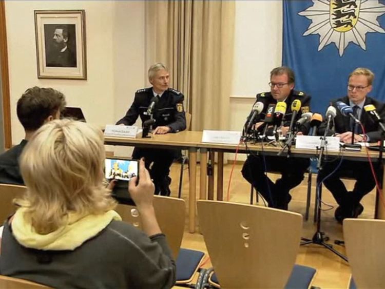  Les officiels en Allemagne sont confiants que le suspect est derrière le cahier de chantage 