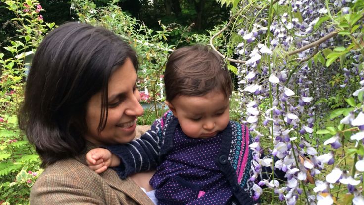  Nazanin Ratcliffe avec sa fille 