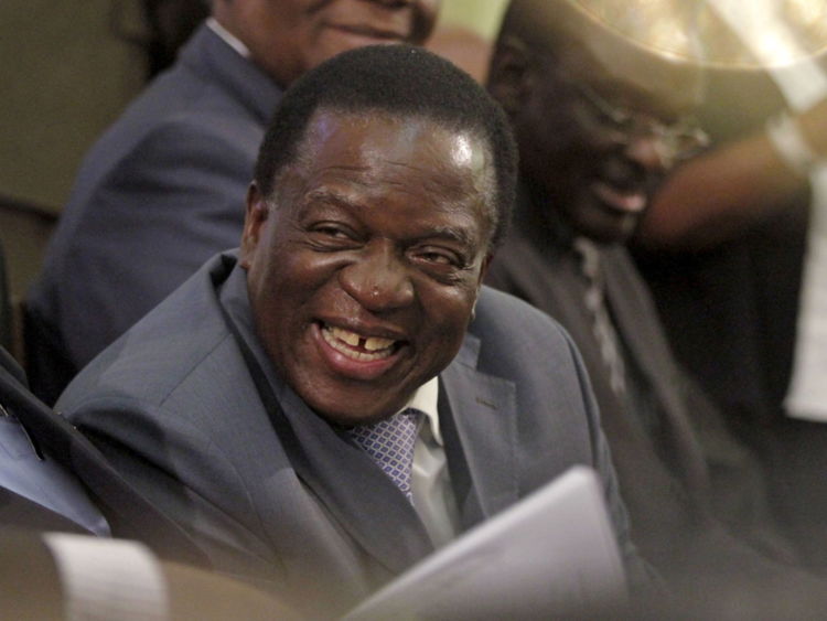  Le limogeage d'Emmerson Mnangagwa a déclenché le soulèvement militaire 