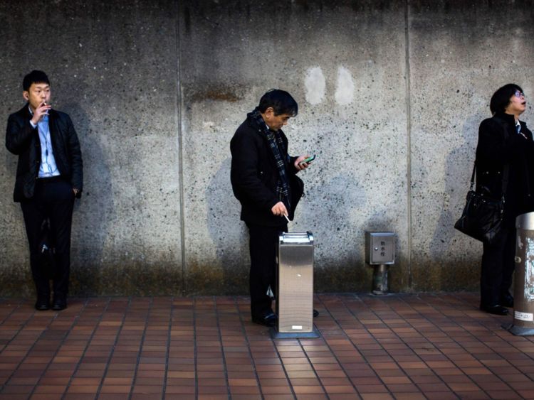  Le Japon adopte ses lois les plus strictes en matière de tabagisme, 