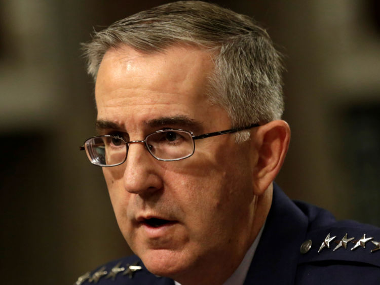  John Hyten, commandant de l'US Strategic Command, au Congrès en avril 2017 