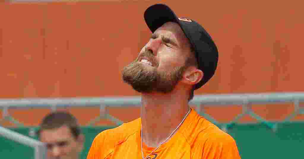 Pour Steve Johnson à l'Open de France, une victoire et des larmes au premier tour