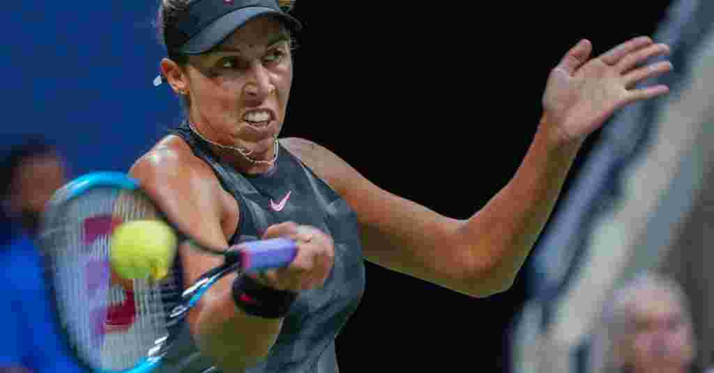 Le tennis: Stephens et Keys détruisent des blessures pour se rencontrer dans une finale de Grand Chelem