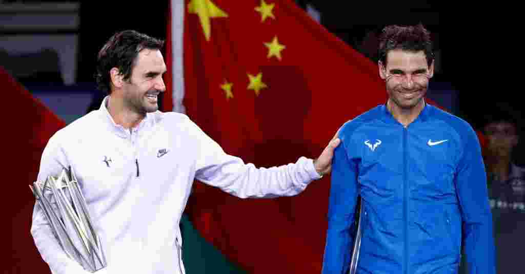 Roger Federer bat Rafael Nadal pour remporter son sixième titre de l'année