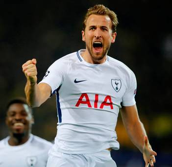 Kane redécouvre le contact alors que les Spurs marchent