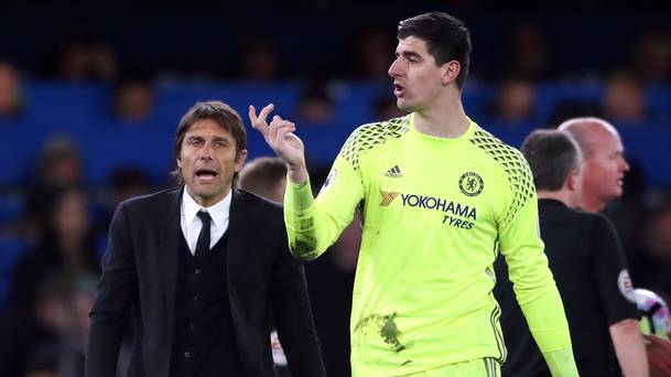 Antonio Conte exhorte Chelsea à attacher Thibaut Courtois