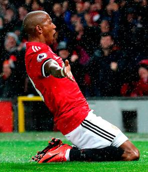 United maintient la pression sur City avec la victoire laborieuse de Brighton