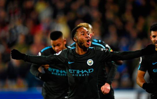 Sterling à la rescousse alors que la ville réussit le test le plus difficile