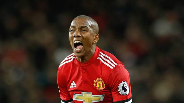 Ashley Young prêt pour le retour de Watford avec Manchester United