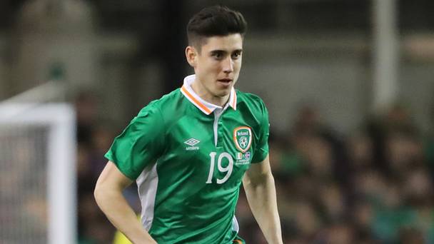Le milieu de terrain irlandais Callum O'Dowda "dévasté" alors qu'il souffre de blessure