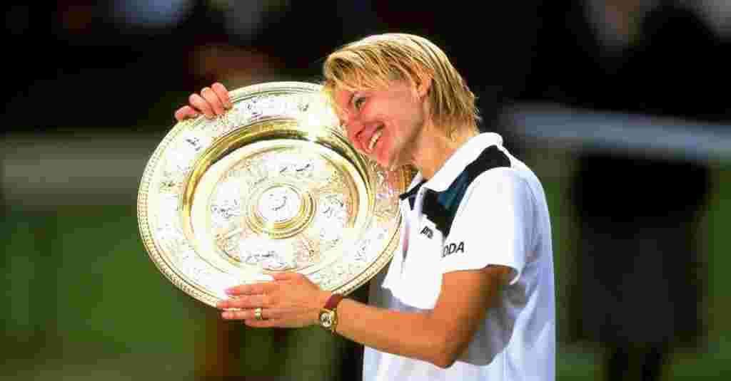 Jana Novotna, vainqueur tchèque de Wimbledon, décède à 49