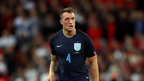 Gareth Southgate soutient Phil Jones mais comprend la colère de Jose Mourinho