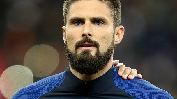 Le camp de France met en garde Olivier Giroud contre les dangers de rester à Arsenal