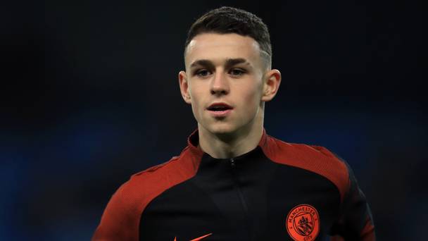 La perspective de Man City devient le plus jeune Anglais à avoir débuté en Ligue des Champions