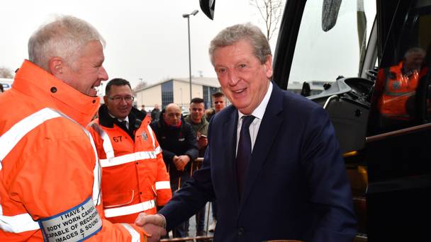 Le directeur de Crystal Palace, Roy Hodgson, se méfie des ventes de janvier
