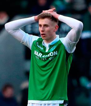 Les cerceaux tiennent le coup car Hibs héroïque lancent un retour émouvant
