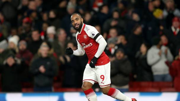 Le record d'Arsenal signant Alexandre Lacazette à la recherche du miracle de Premier League
