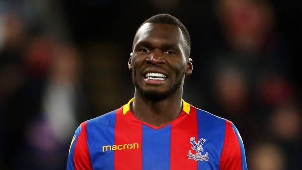 Le chef du palais, Roy Hodgson, met en garde Christian Benteke, un gardien timide, et pourrait se tourner vers Sako