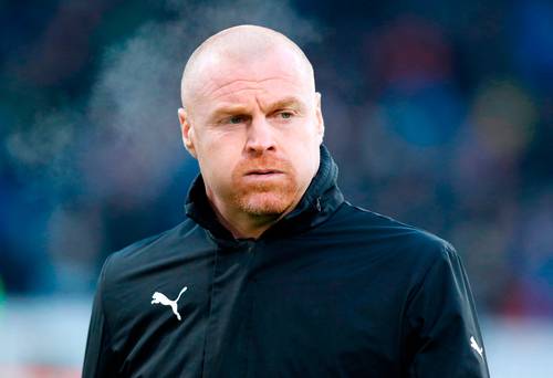 Dyche fait de son mieux pour rester à la terre alors que Burnley atteint des hauteurs vertigineuses