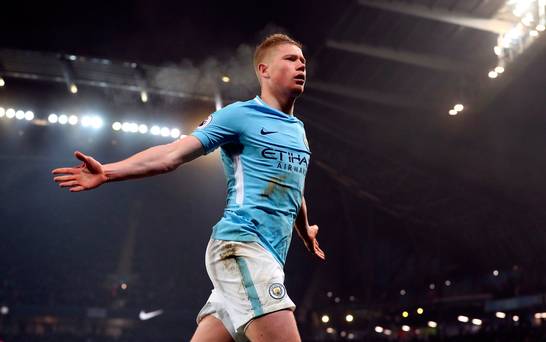 De Bruyne pousse la super ville au loin