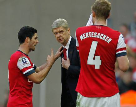 Arsenal a déjà aligné un ancien joueur pour remplacer Arsène Wenger
