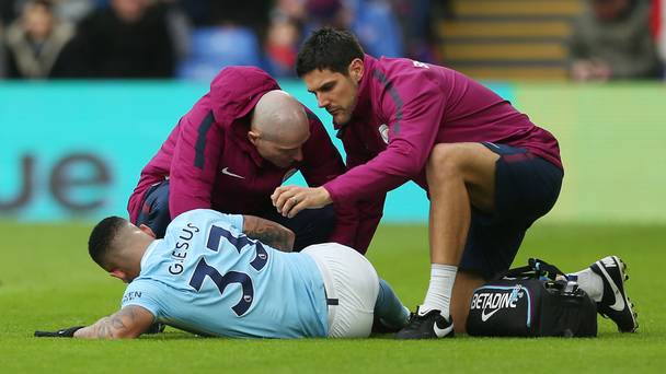 Gabriel Jésus mis pour plus de temps sur les lignes de côté après que les lésions du ligament du genou sont confirmées