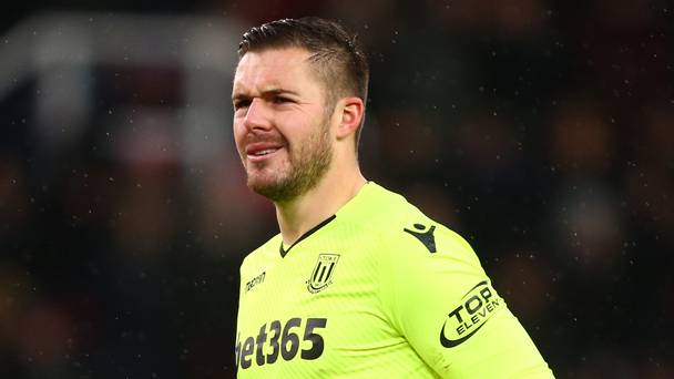 Jack Butland dit que Stoke se bat pour rester ensemble