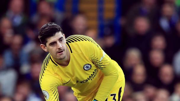Courtois prêt à prolonger son séjour à Stamford Bridge