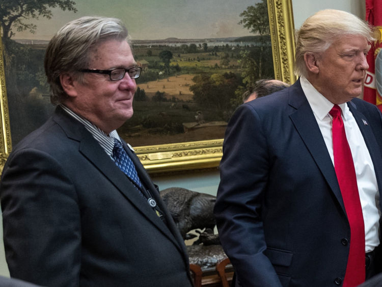  Steve Bannon était le stratège en chef de Donald Trump 