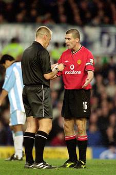 "Il était effrayant" – L'ancien arbitre Graham Poll ouvre sur la façon dont il a essayé de contrôler Roy Keane