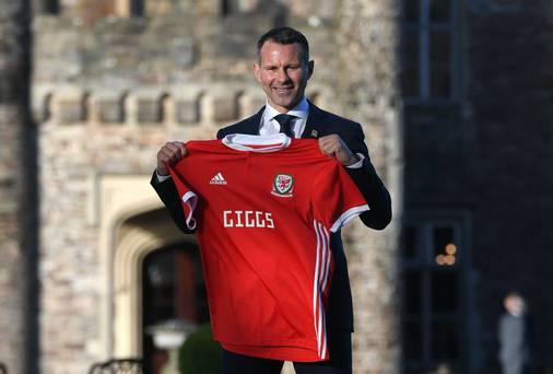 J'ai honte de lui. Je ne peux même pas me résoudre à utiliser son nom '- le père de Ryan Giggs au rendez-vous gallois