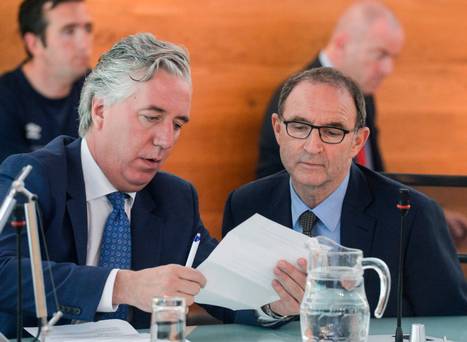 "John et moi avons des conditions convenues" – Martin O'Neill offre une brève mise à jour sur la situation du contrat mais l'accord n'est toujours pas signé