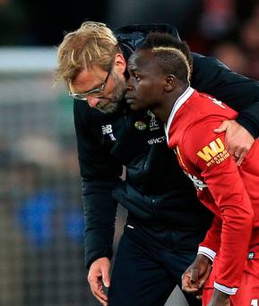 "Sadio sur une journée moyenne est toujours un joueur fantastique" – Jurgen Klopp sur la trempe de Mane dans la forme