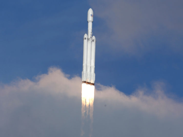  Fusée fusée lourde spacex 