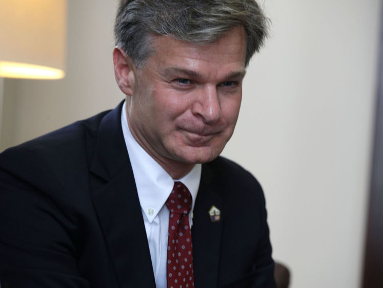  Christopher Wray 