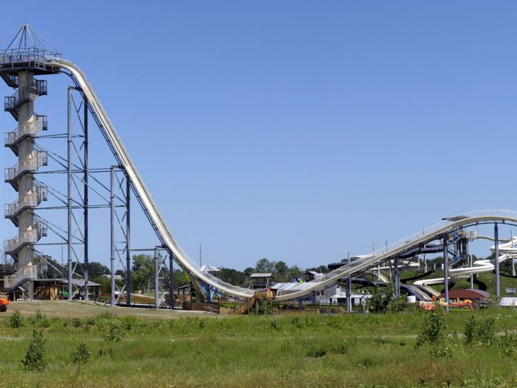  Le glissement de Verruckt au parc aquatique Schlitterbahn à Kansas City en juillet 2014 
