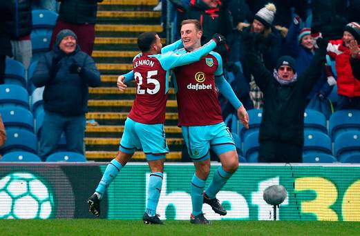 Burnley revient à la victoire alors que Chris Wood coule Everton avec un but tardif