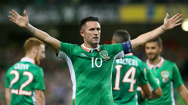 La carrière managériale de Robbie Keane prend un bon départ – il marque le but gagnant pour son équipe
