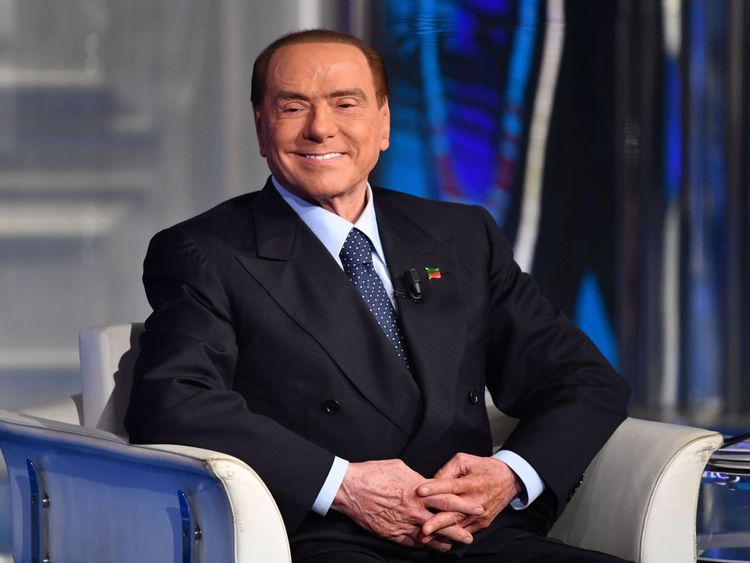 Silvio Berlusconi 