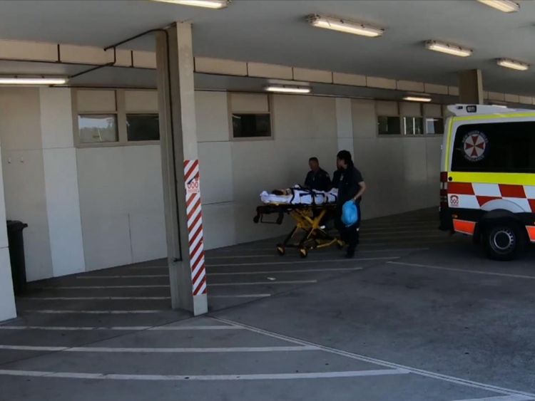  Les patients ont été transportés à l'hôpital par le bus de l'entreprise 
