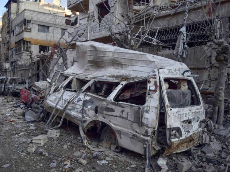  Dommages causés par les bombardements dans une rue de Douma, Ghouta orientale, Syrie. Crédit: Save the Children / Secours en Syrie 