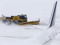  Avion d'Air France lors d'une fermeture temporaire à l'aéroport Cointrin à Genève, Suisse 